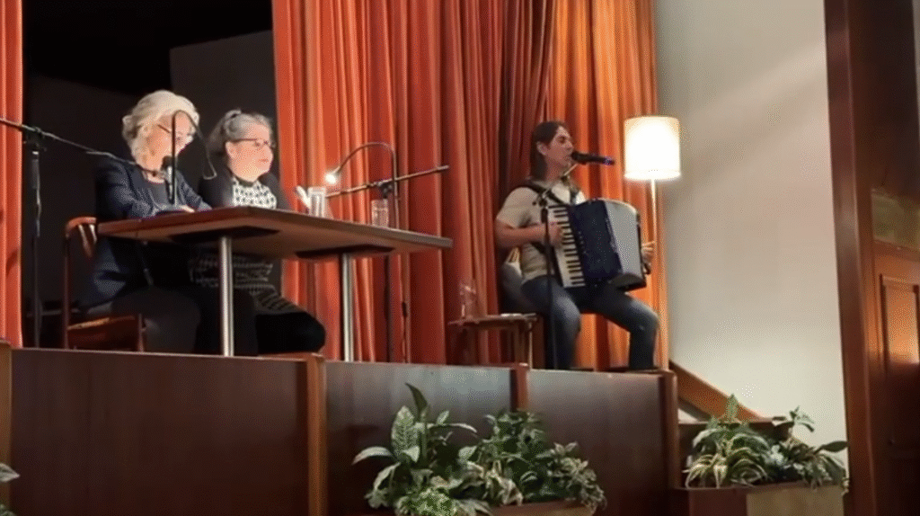 Lesung Maria Hofstätter und Martina Spitzer Musik Günther Novak